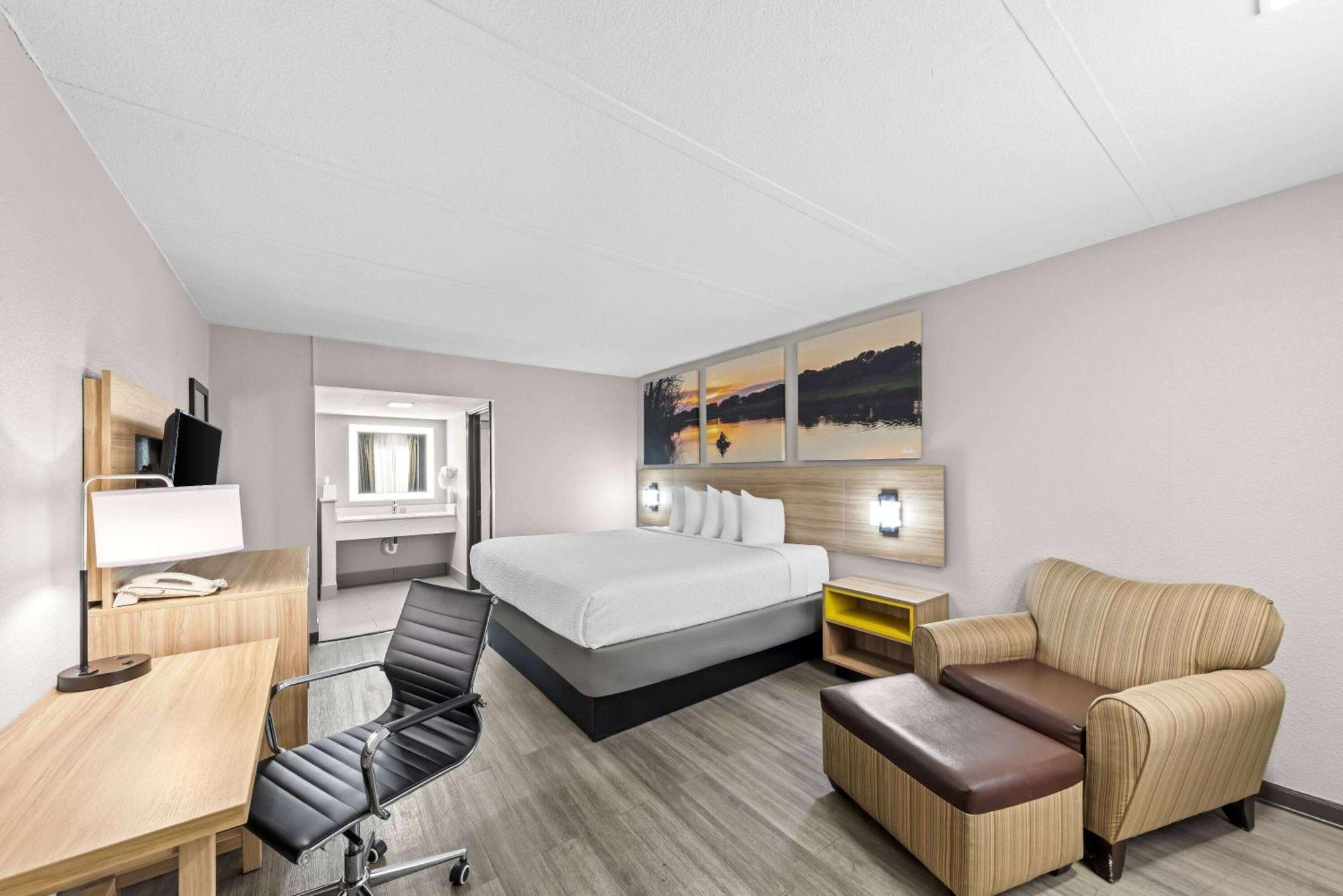 Days Inn By Wyndham Gainesville Ngoại thất bức ảnh