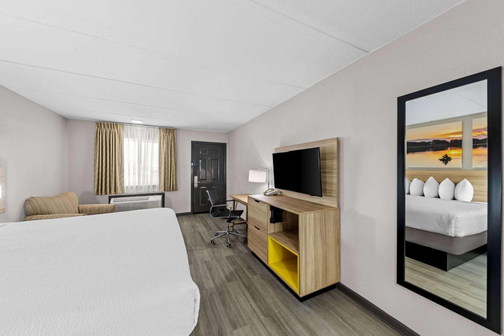 Days Inn By Wyndham Gainesville Ngoại thất bức ảnh