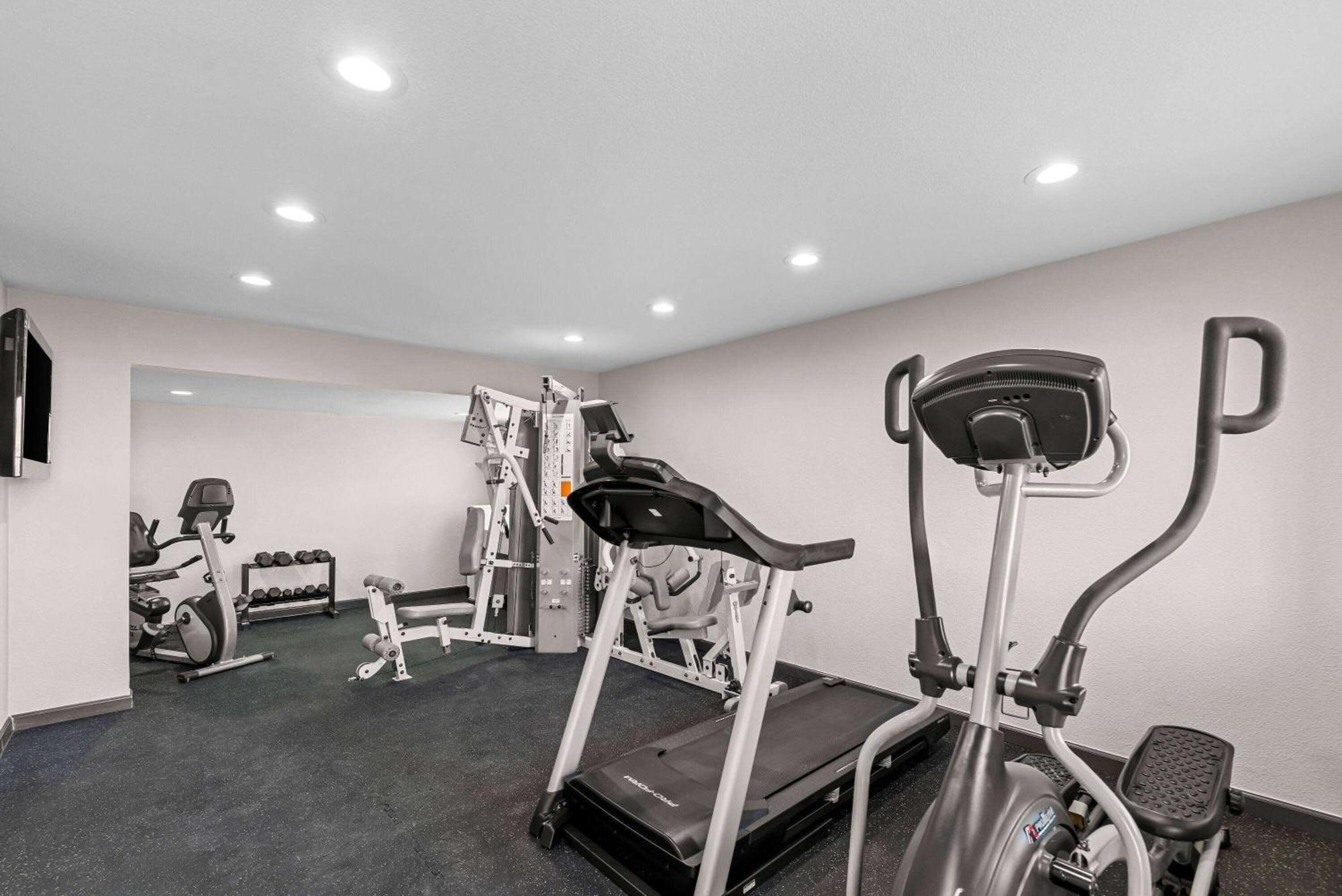Days Inn By Wyndham Gainesville Ngoại thất bức ảnh